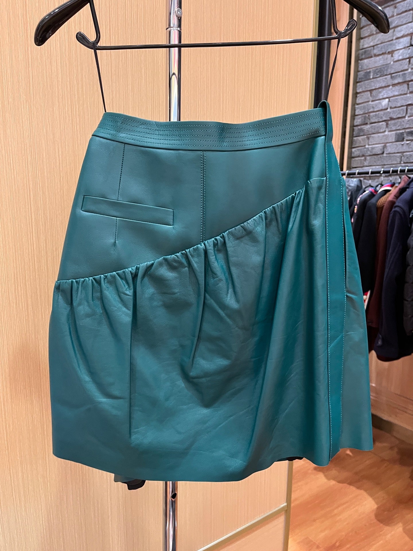 Louis Vuitton - Other - Leather - Green - (36)
