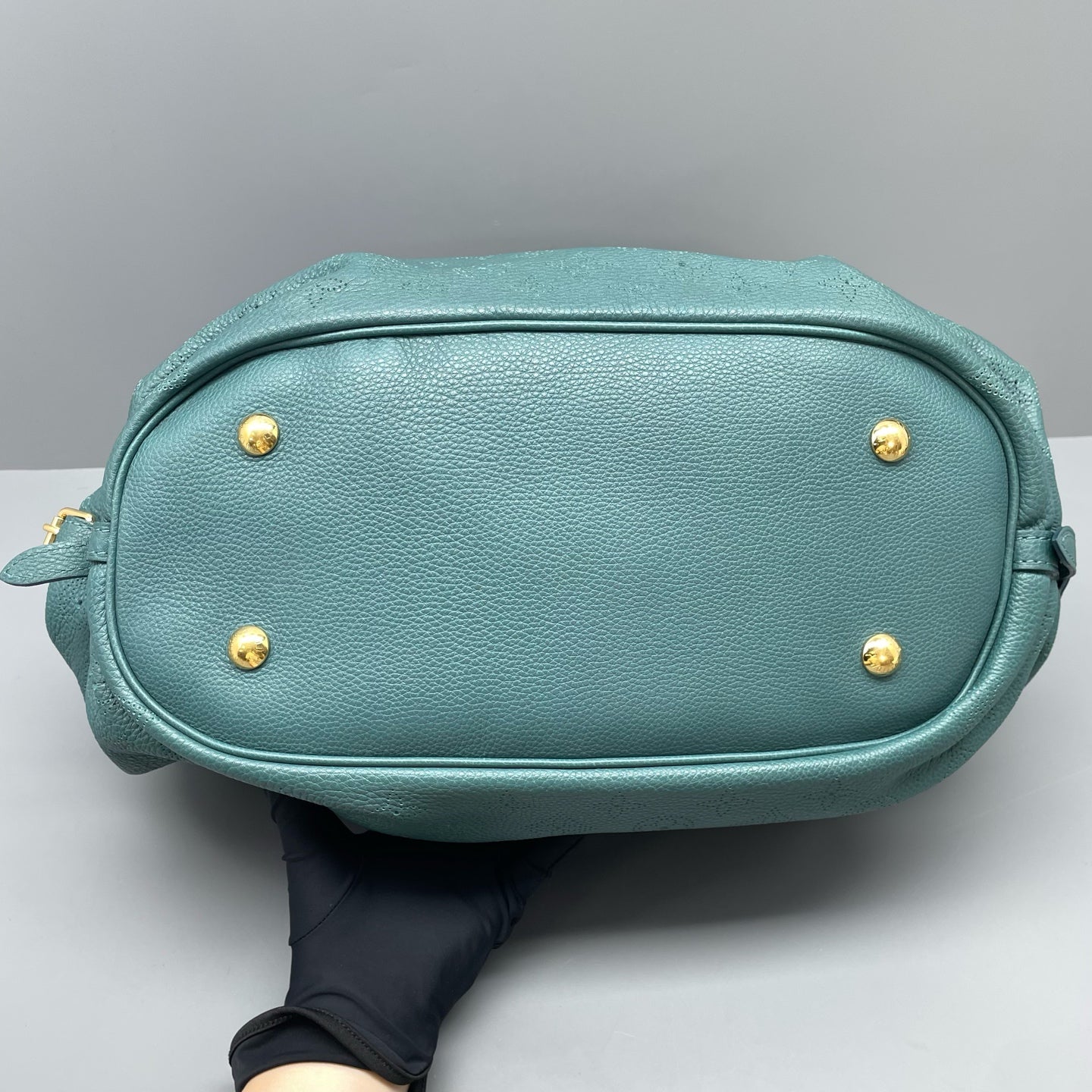Louis Vuitton - Other - Leather - Green - (large)