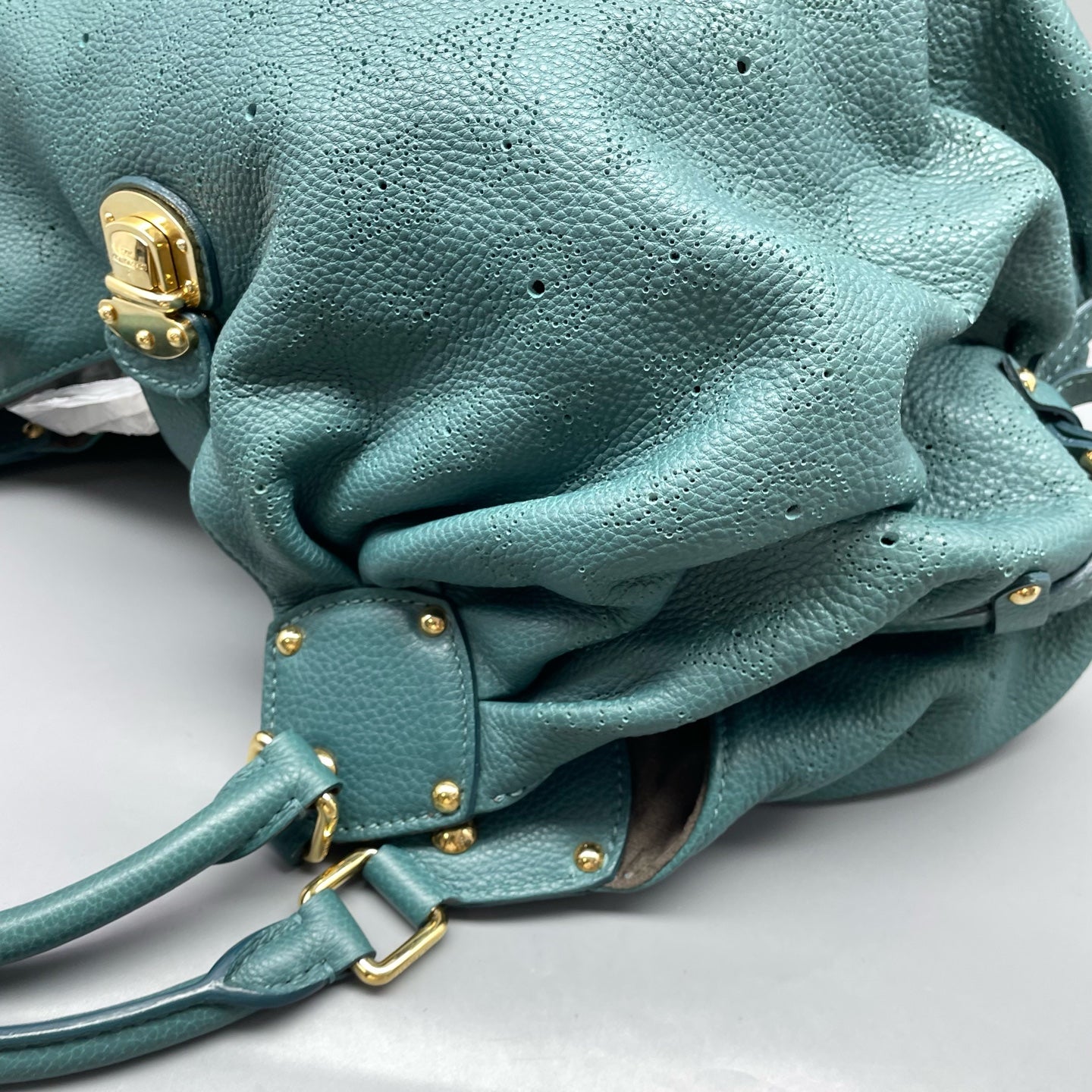 Louis Vuitton - Other - Leather - Green - (large)