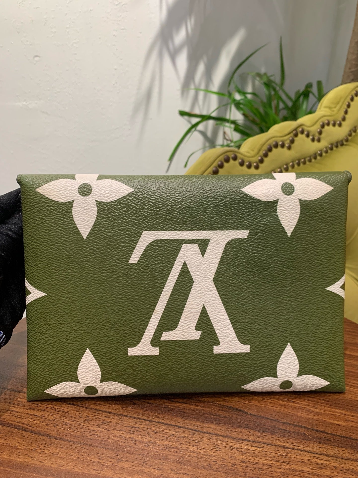 Louis Vuitton - Other - Leather - Green - (mini)