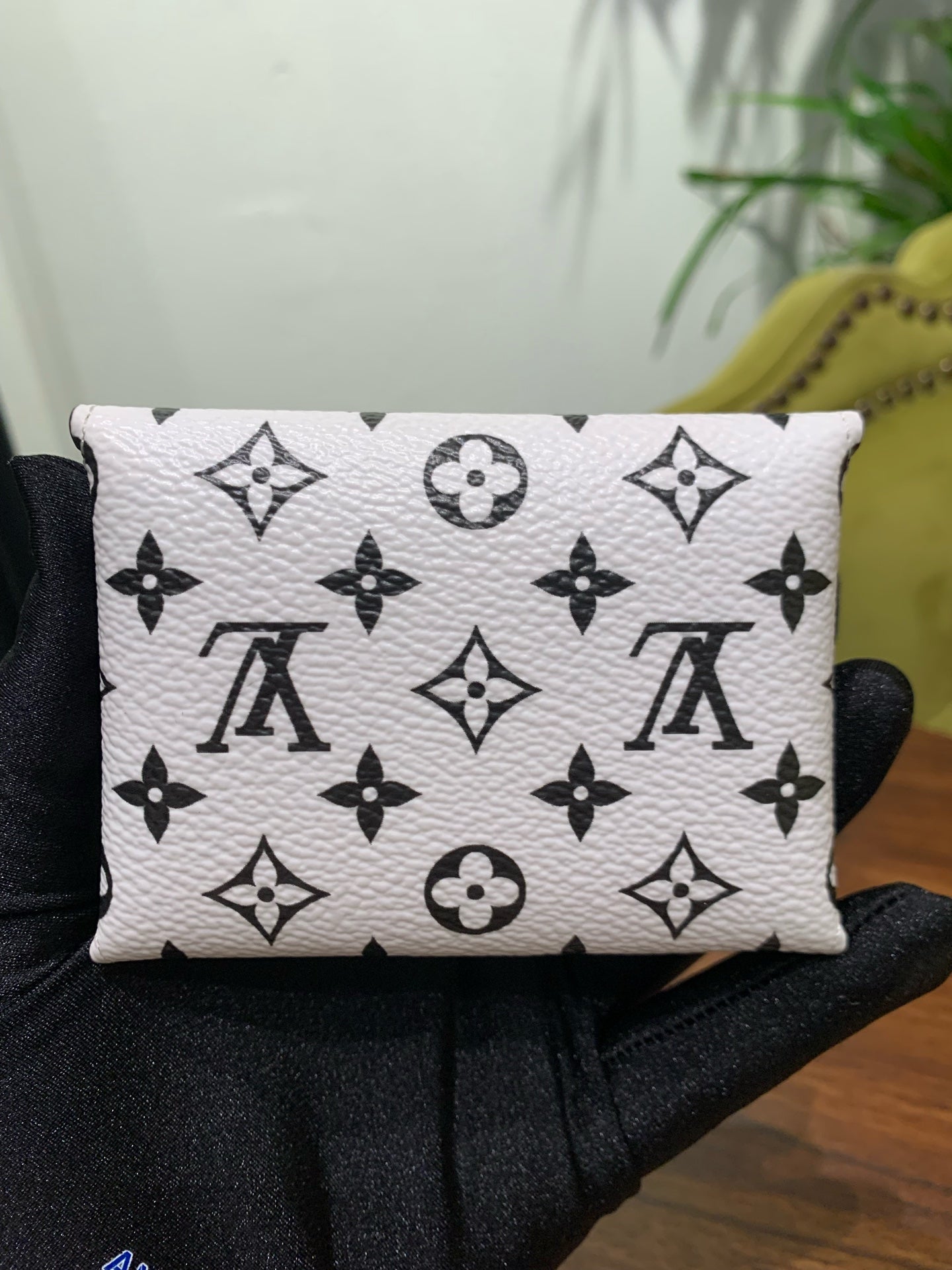 Louis Vuitton - Other - Leather - Green - (mini)