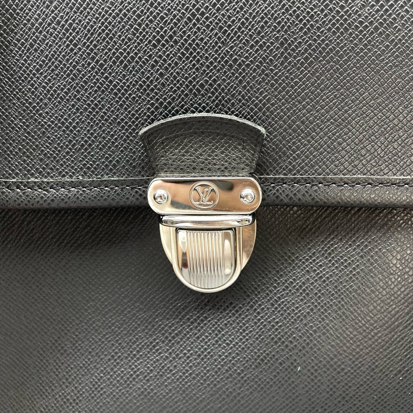 Louis Vuitton - Other - Leather - Grey - (Large)