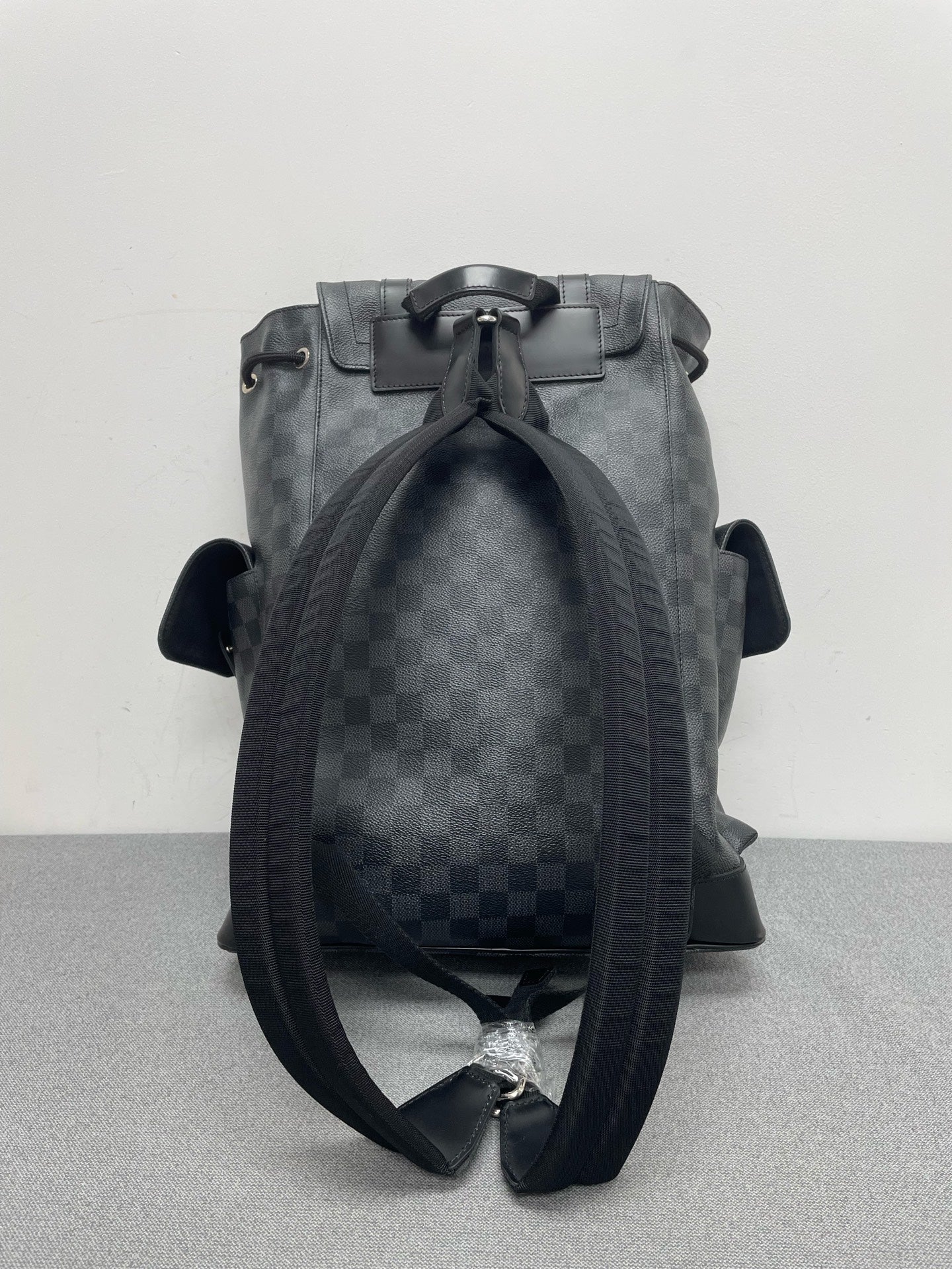 Louis Vuitton - Other - Leather - Grey - (medium)