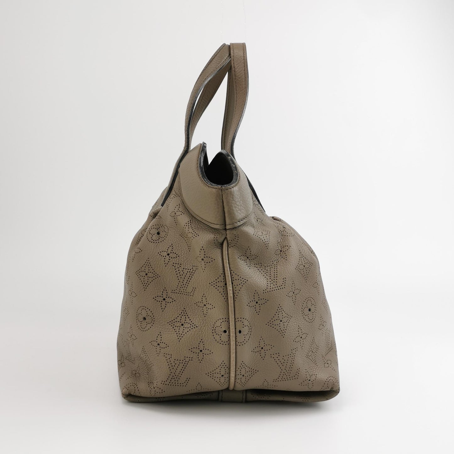 Louis Vuitton - Other - Leather - Grey - (medium)