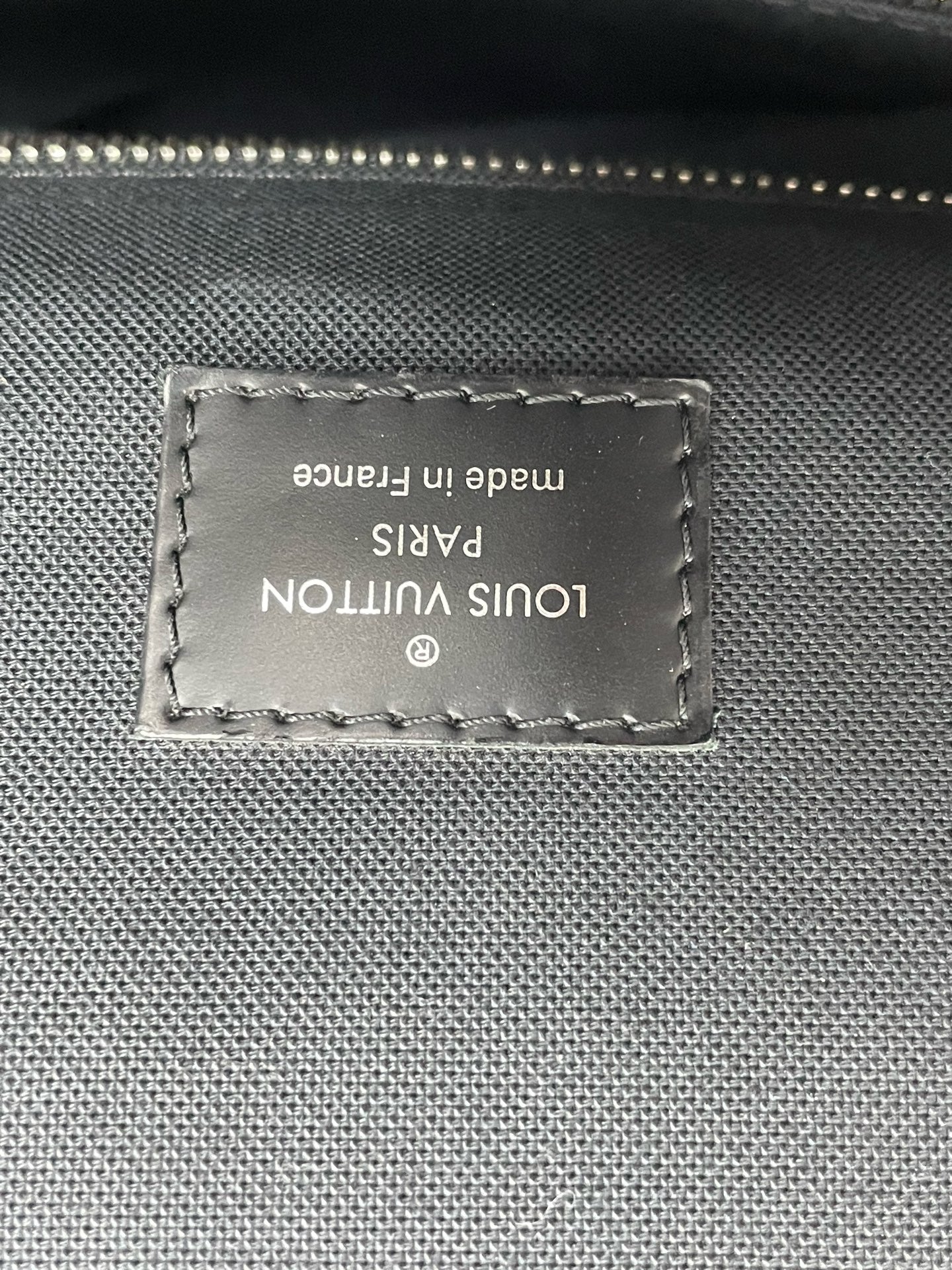 Louis Vuitton - Other - Leather - Grey - (medium)