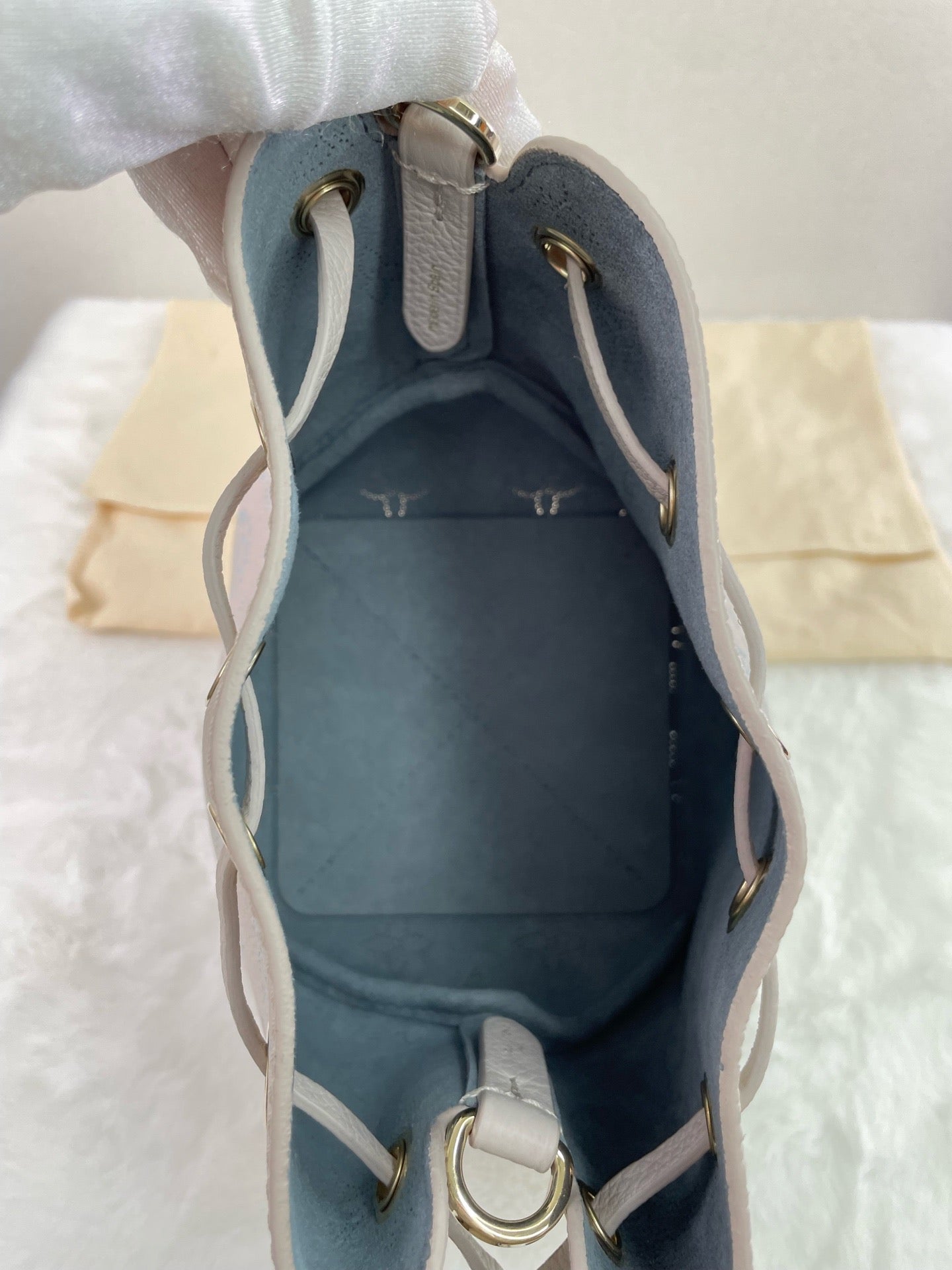Louis Vuitton - Other - Leather - Grey - (mini)