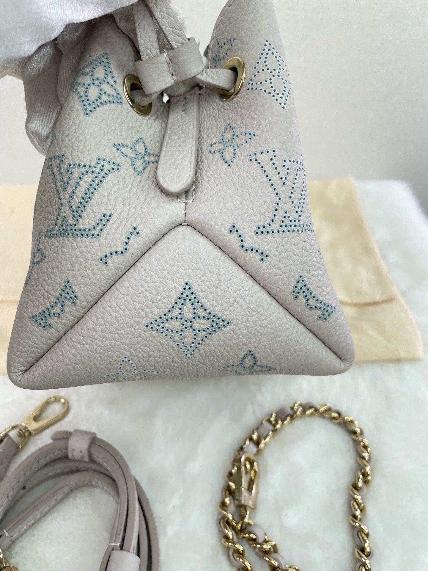 Louis Vuitton - Other - Leather - Grey - (mini)