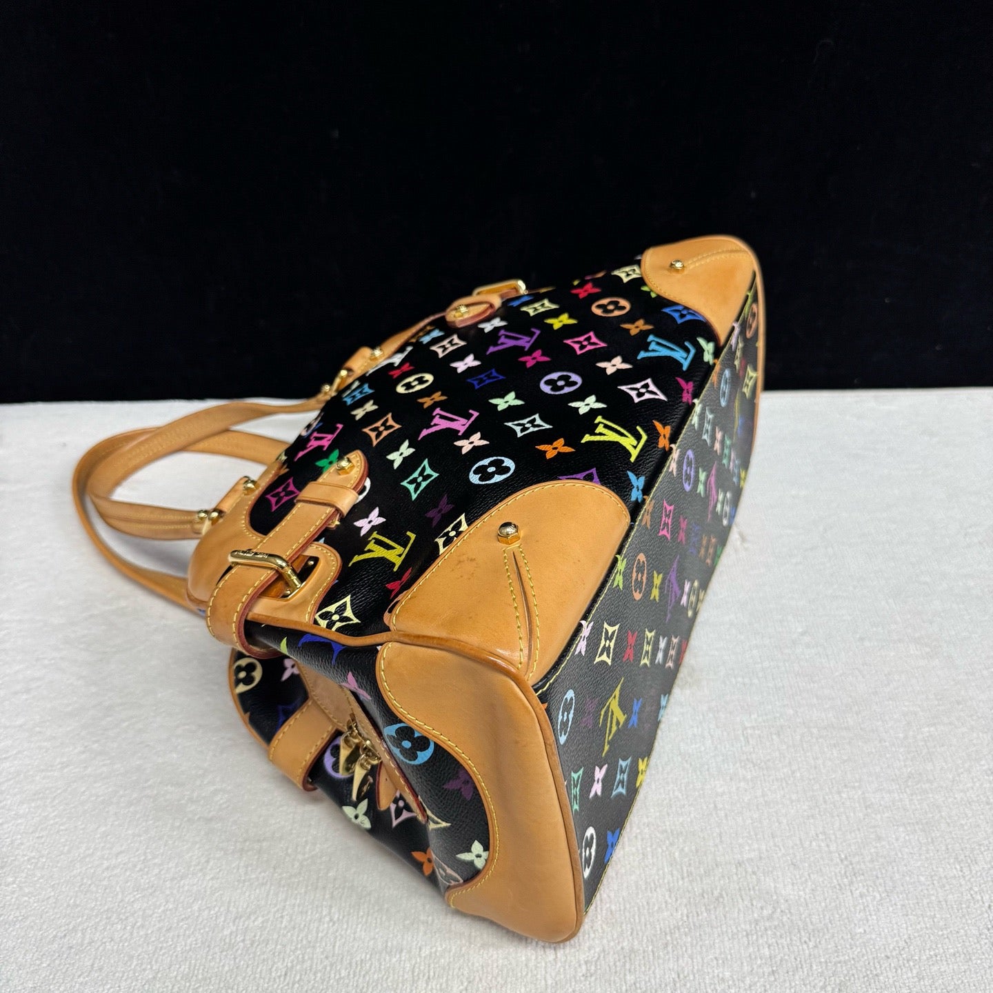 Louis Vuitton - Other - Leather - Multicolour - (medium)