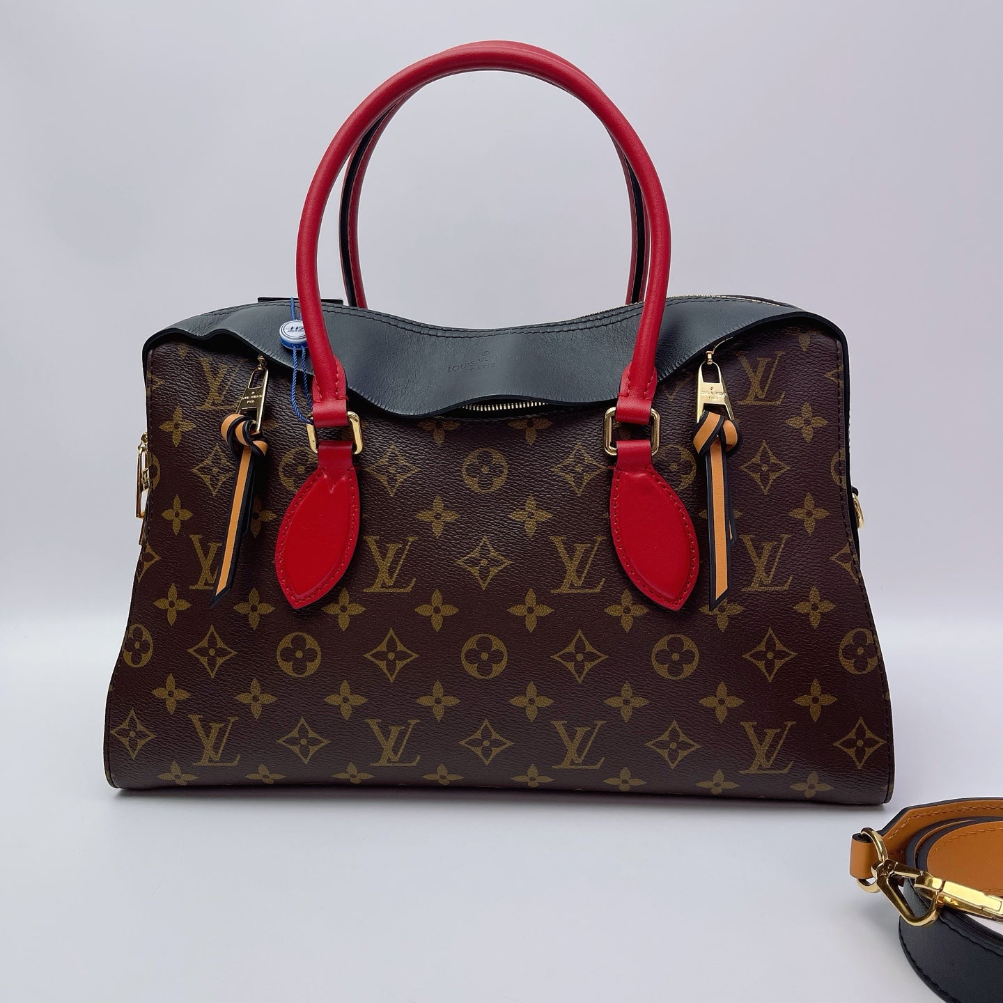 Louis Vuitton - Other - Leather - Multicolour - (medium)