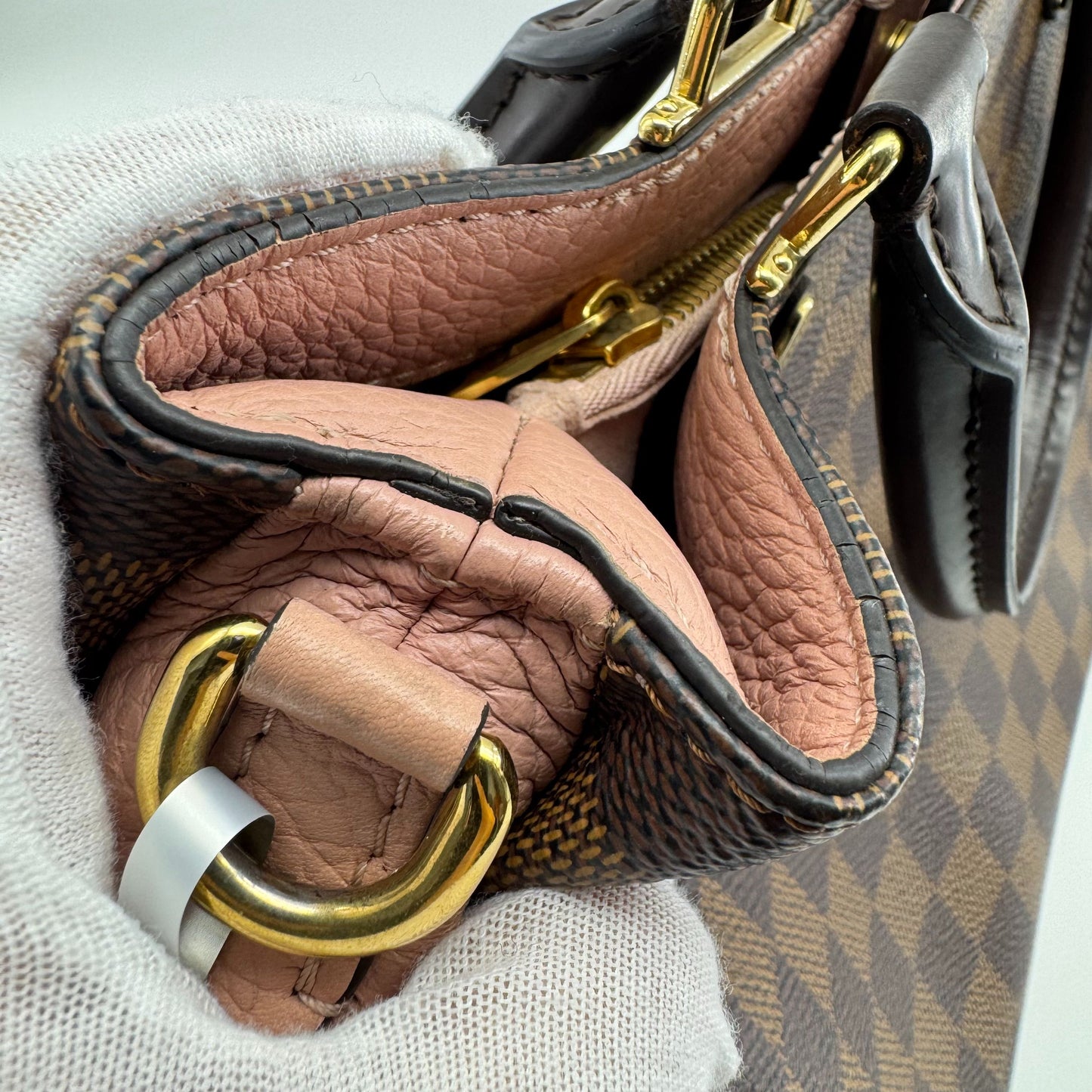 Louis Vuitton - Other - Leather - Multicolour - (medium)