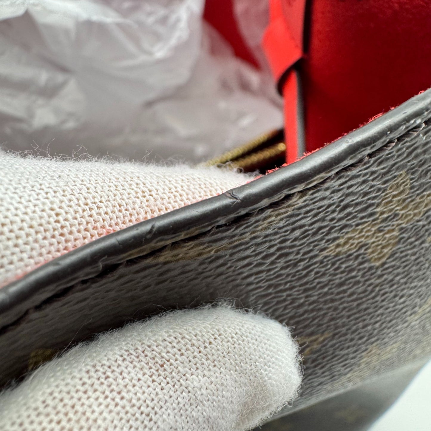 Louis Vuitton - Other - Leather - Multicolour - (medium)
