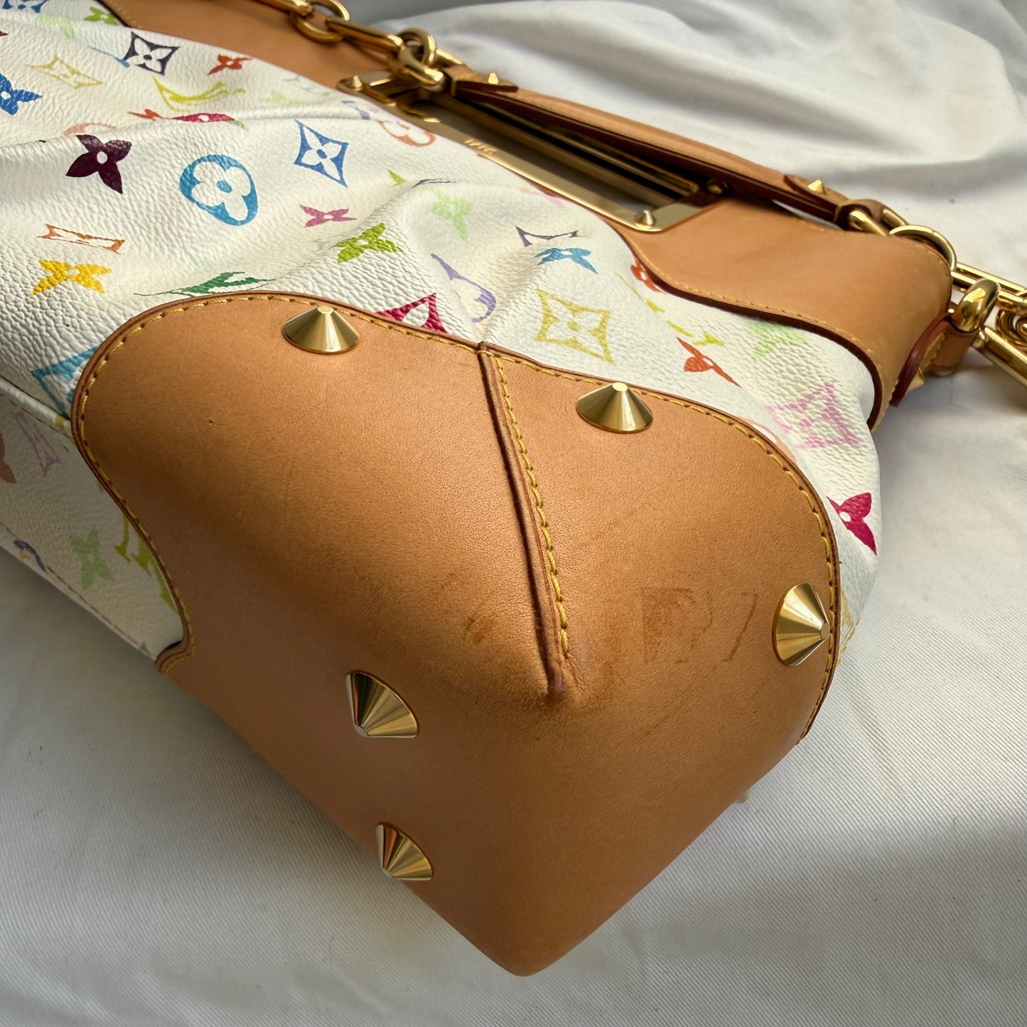Louis Vuitton - Other - Leather - Multicolour - (medium)