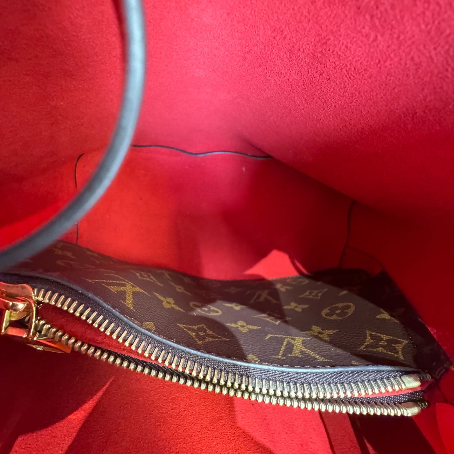 Louis Vuitton - Other - Leather - Multicolour - (medium)