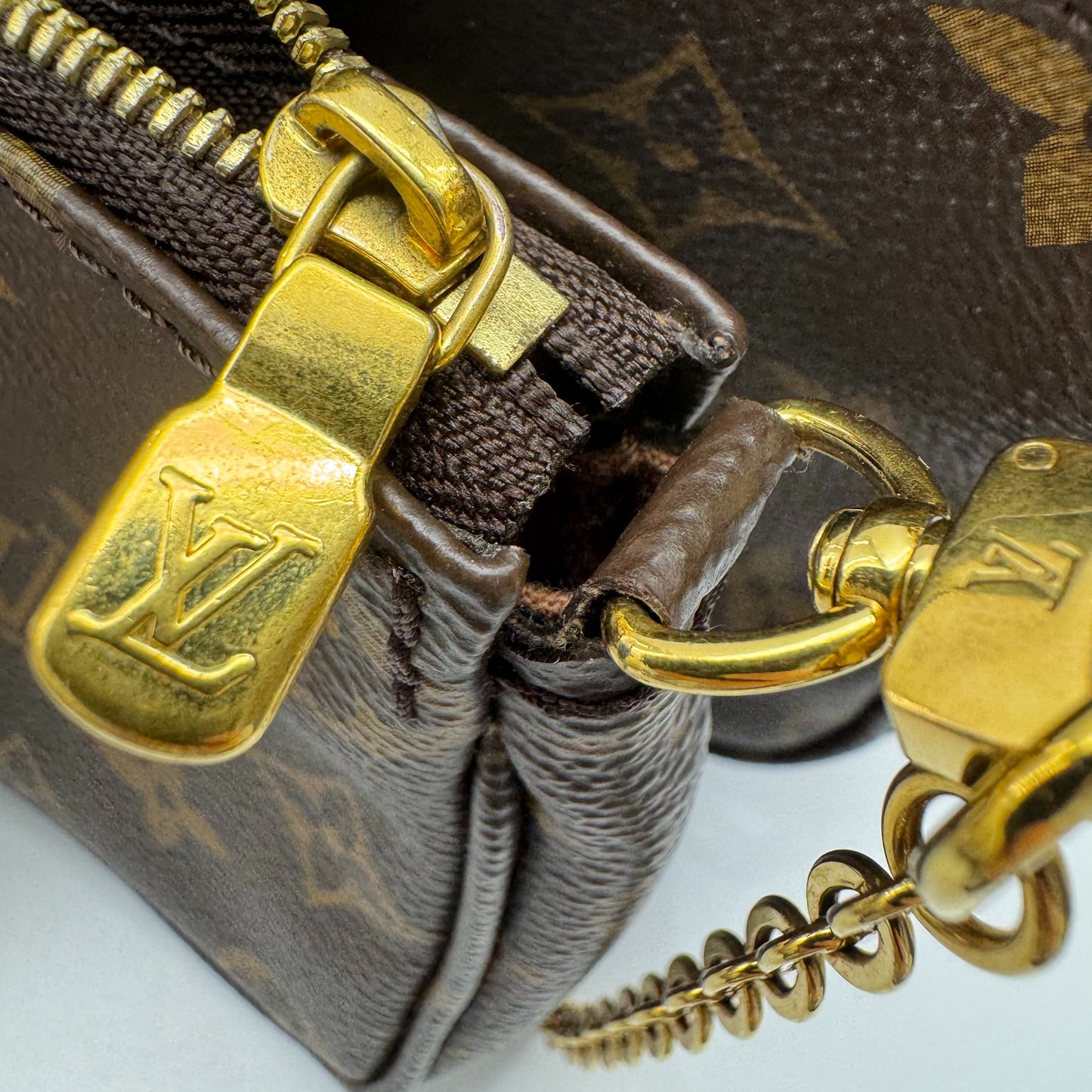 Louis Vuitton - Other - Leather - Multicolour - (mini)