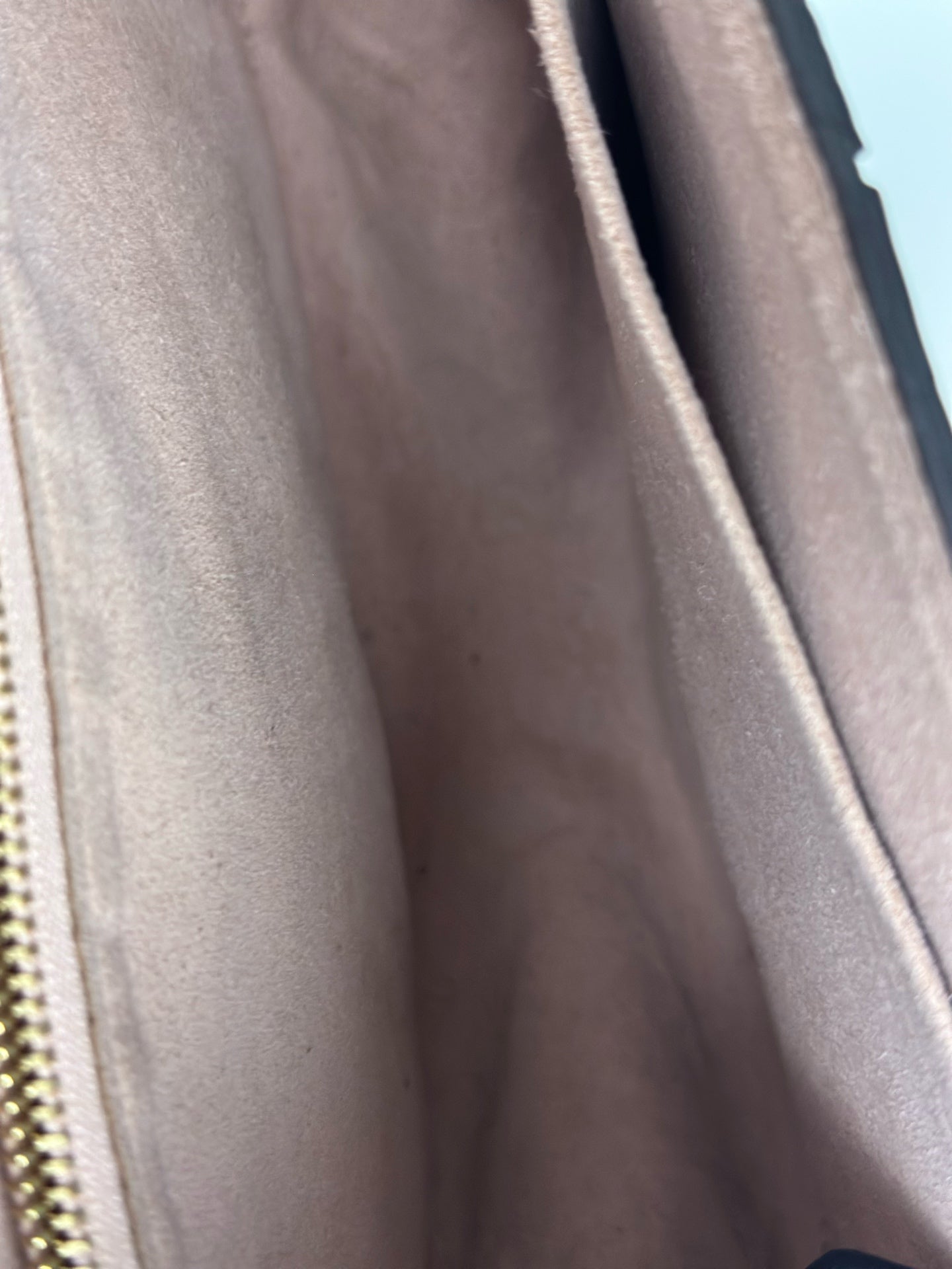 Louis Vuitton - Other - Leather - Multicolour - (mini)