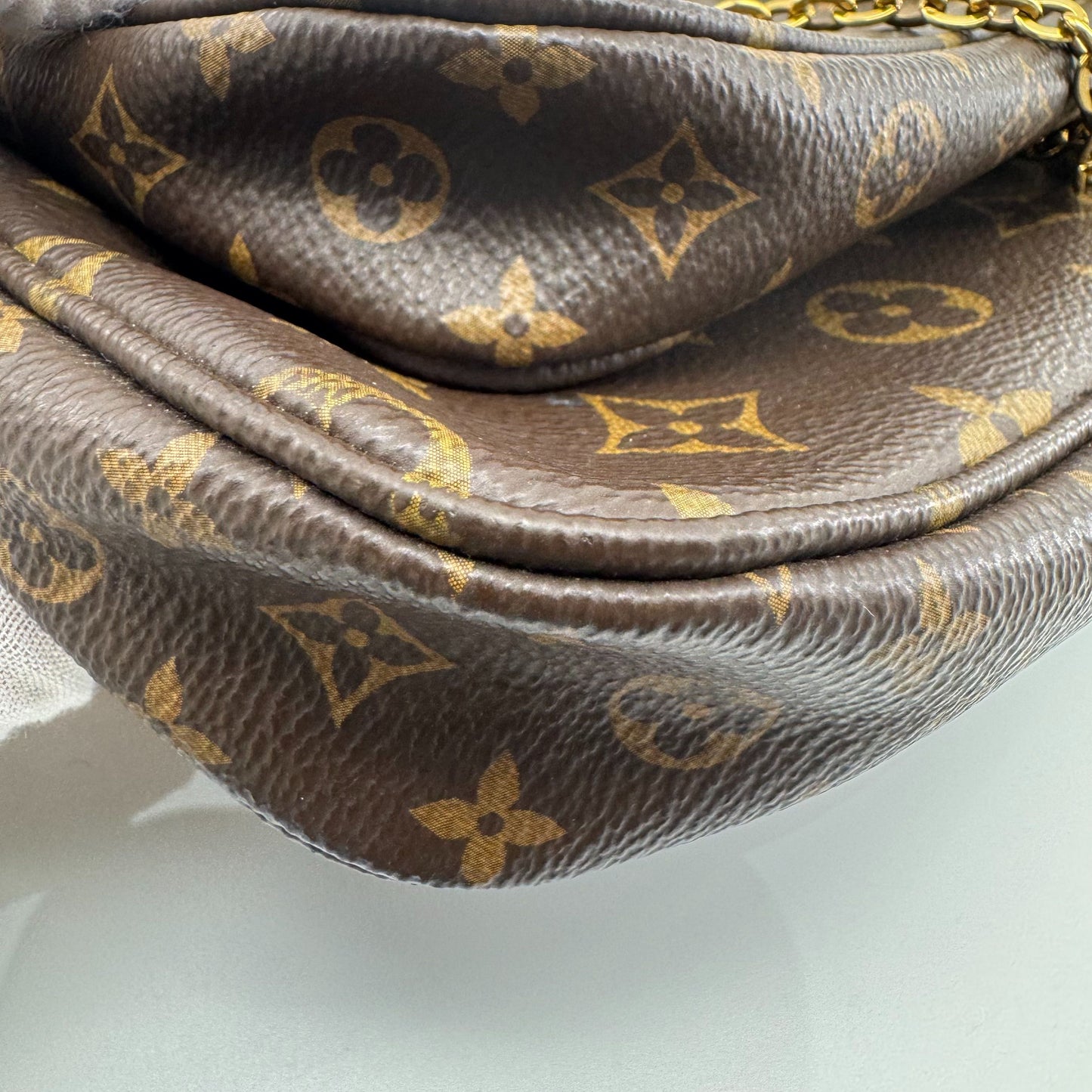 Louis Vuitton - Other - Leather - Multicolour - (mini)