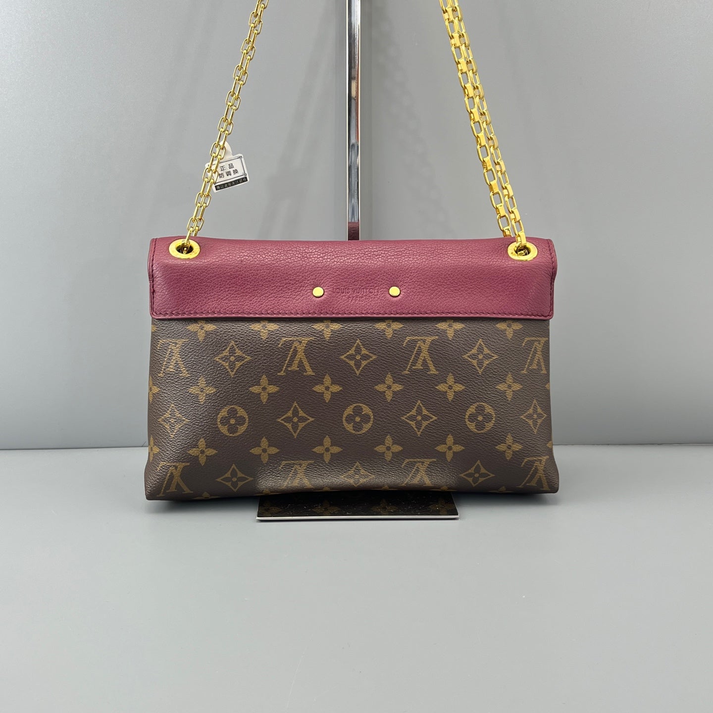 Louis Vuitton - Other - Leather - Multicolour - (small)