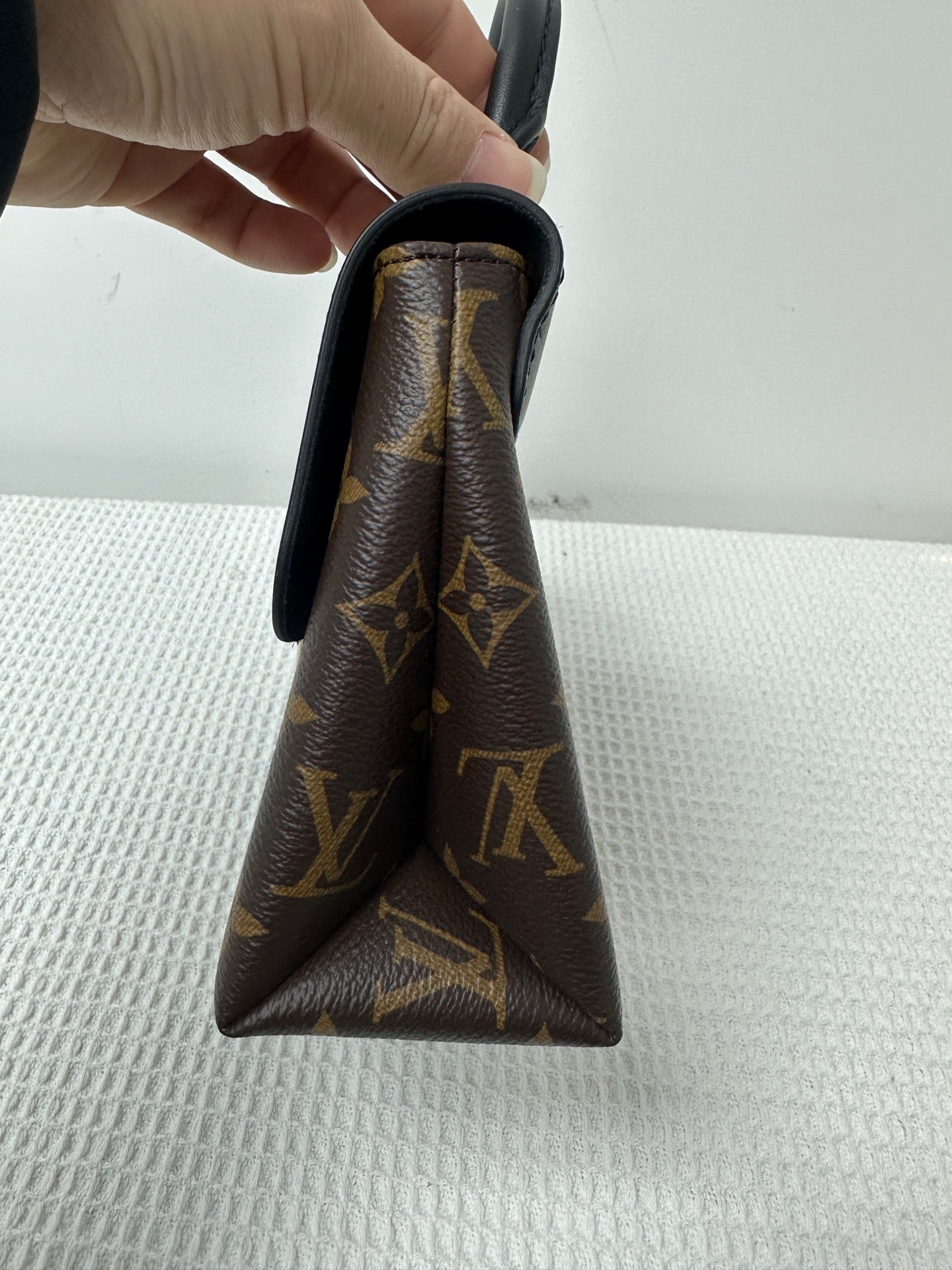 Louis Vuitton - Other - Leather - Multicolour - (small)