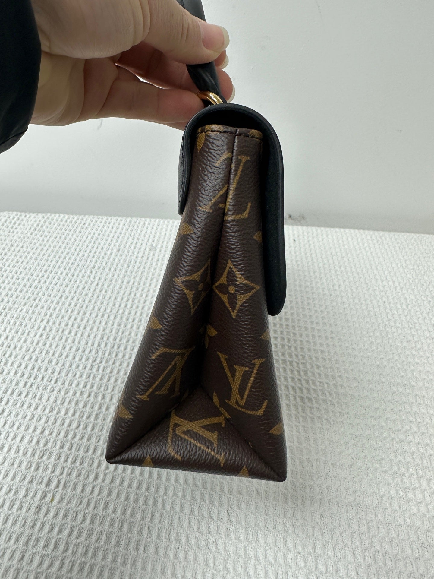 Louis Vuitton - Other - Leather - Multicolour - (small)