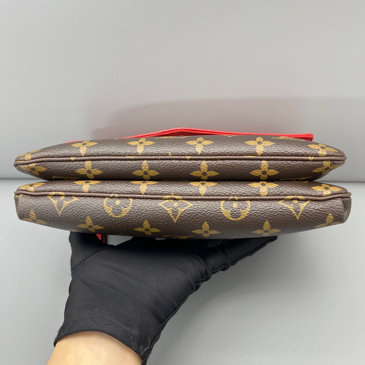 Louis Vuitton - Other - Leather - Multicolour - (small)