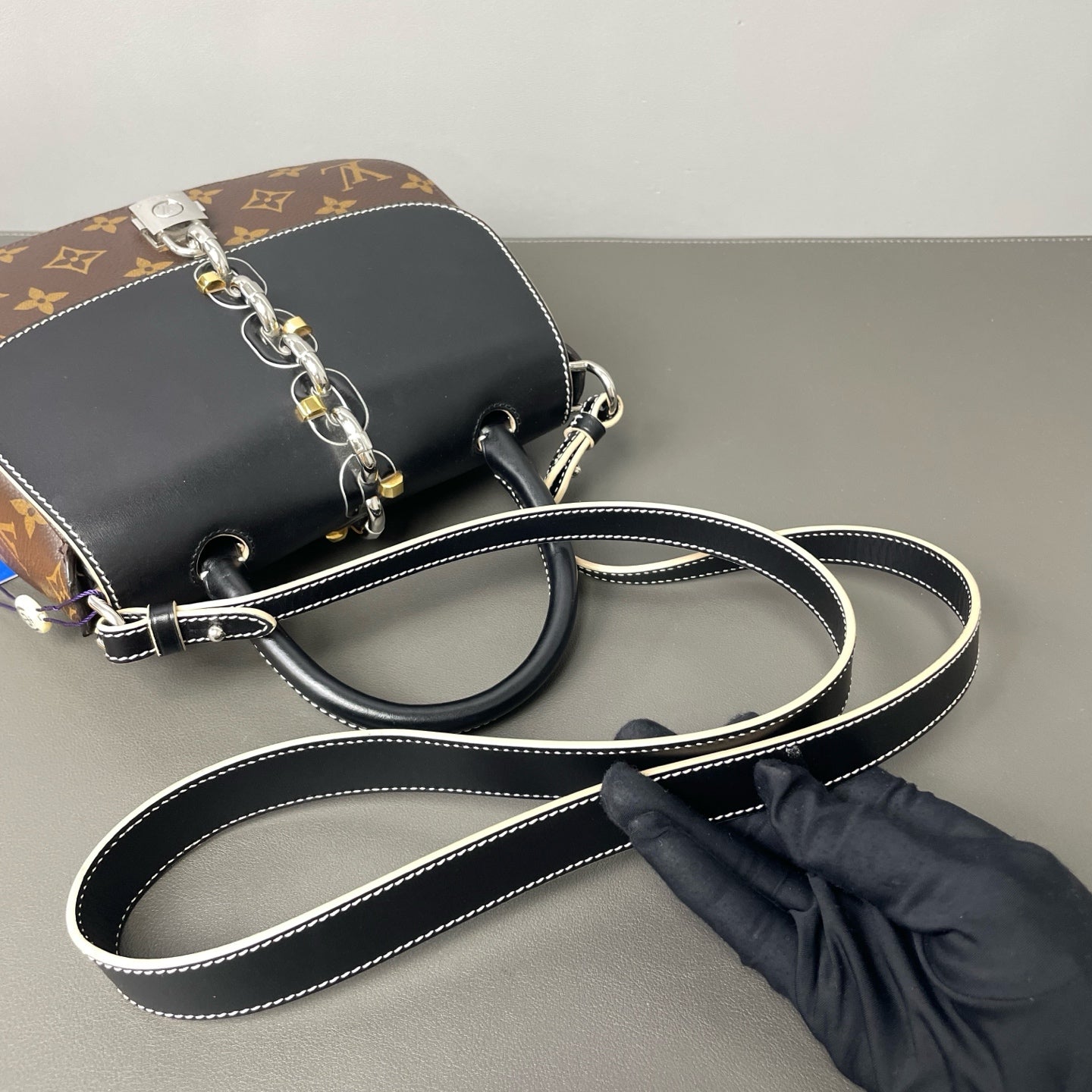 Louis Vuitton - Other - Leather - Multicolour - (Small)