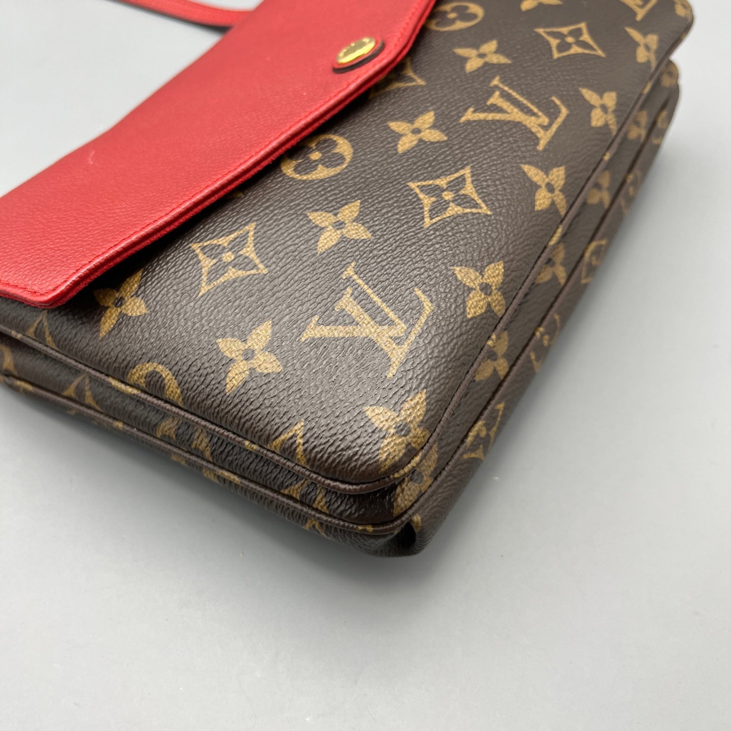 Louis Vuitton - Other - Leather - Multicolour - (small)