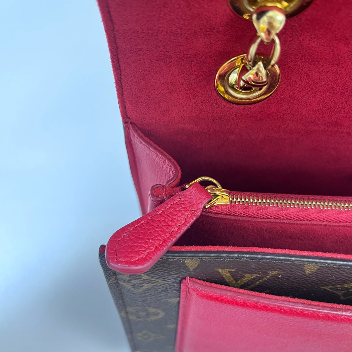Louis Vuitton - Other - Leather - Multicolour - (small)