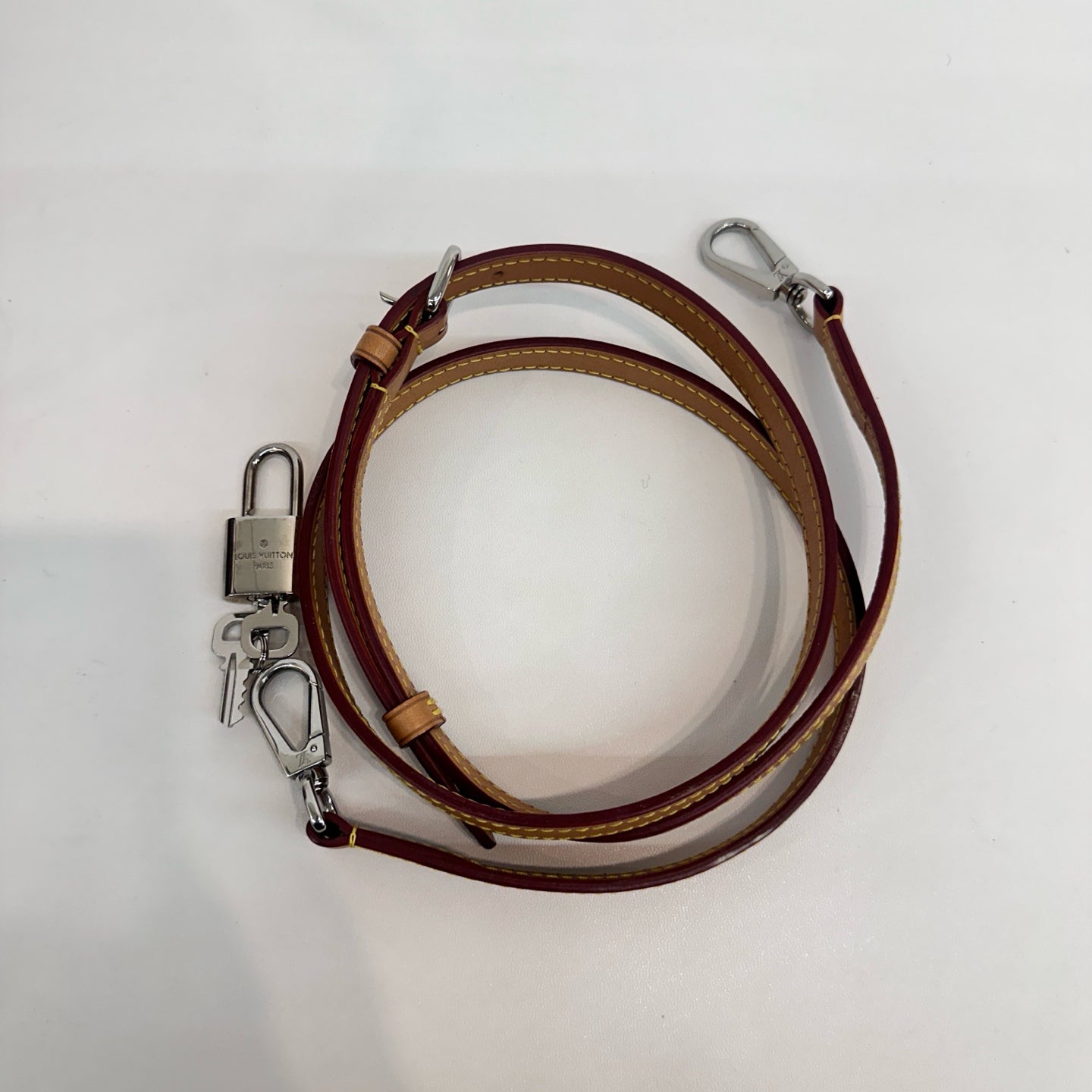 Louis Vuitton - Other - Leather - Multicolour - (small)