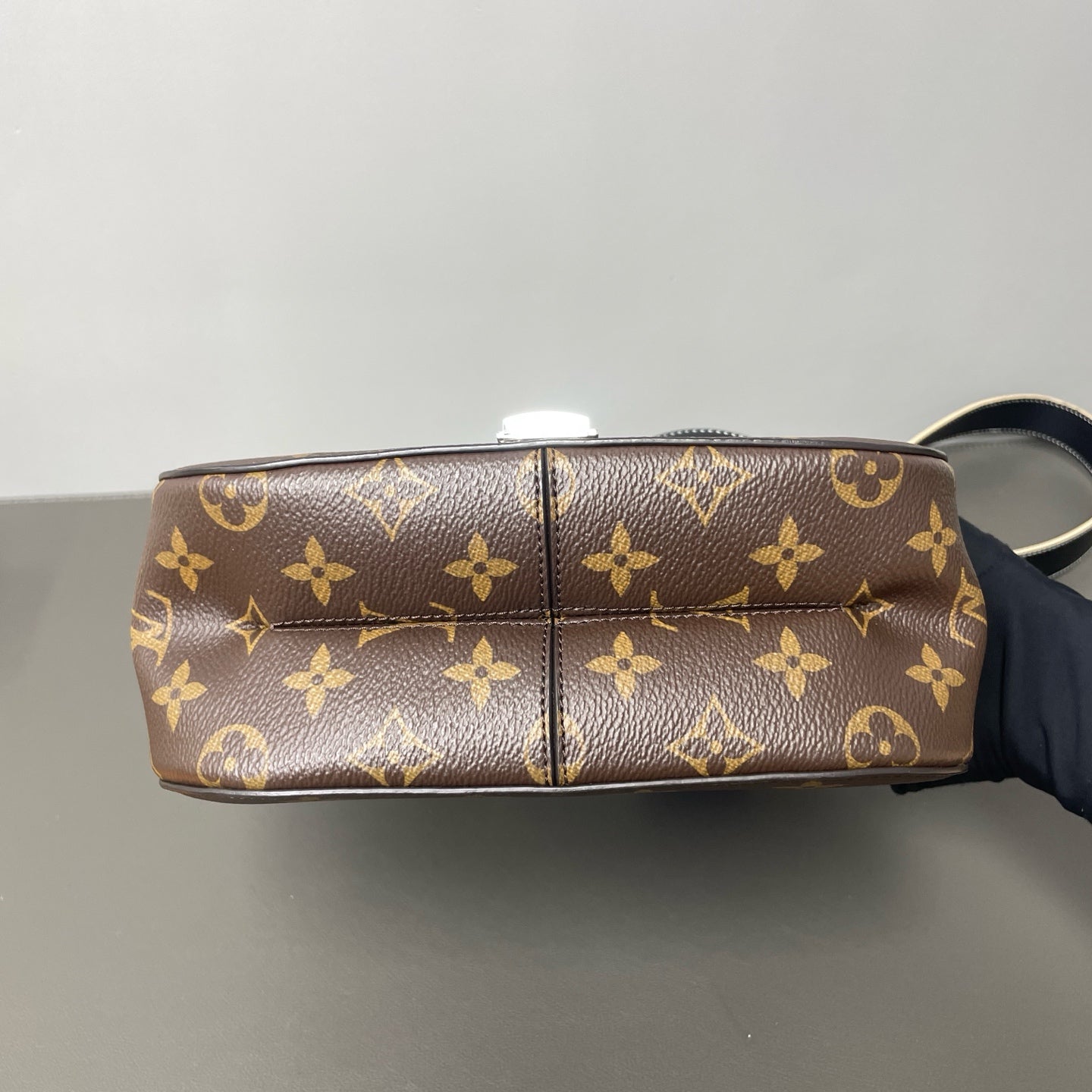 Louis Vuitton - Other - Leather - Multicolour - (Small)