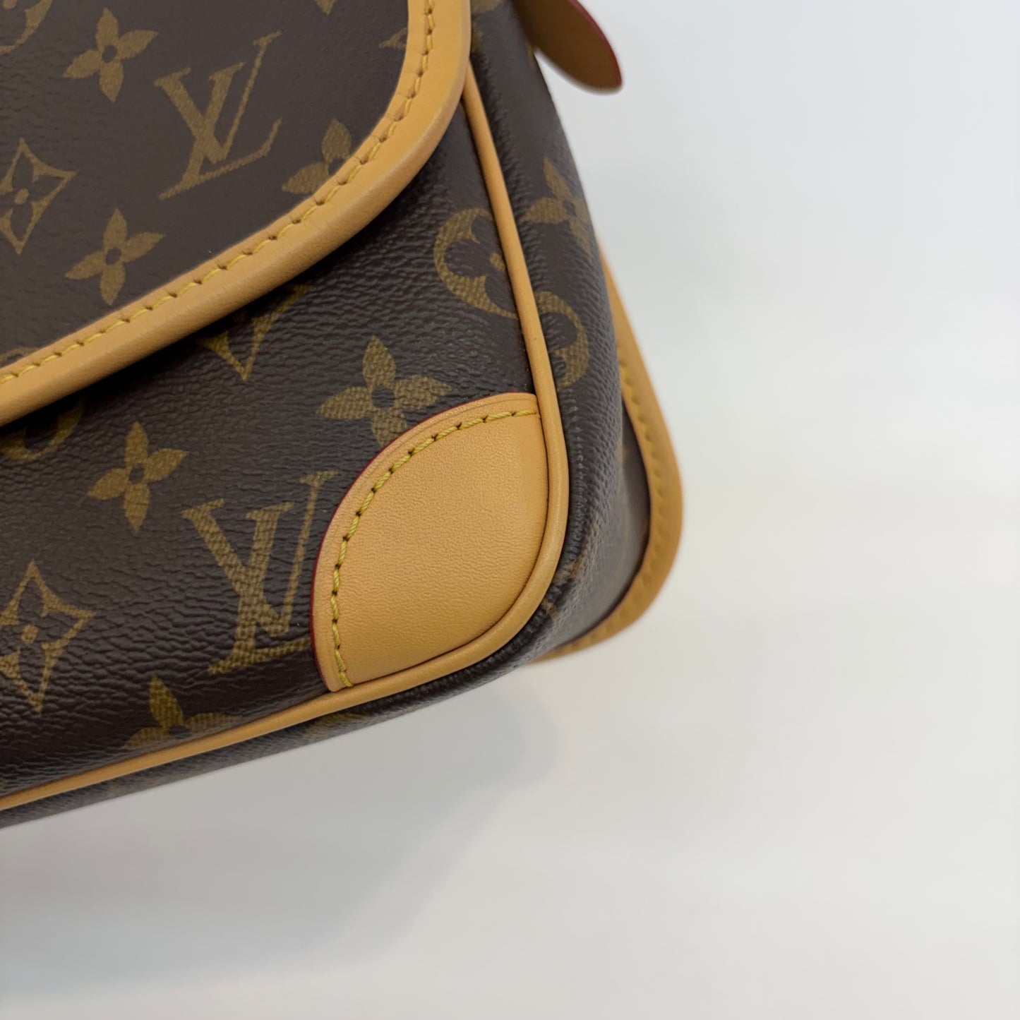 Louis Vuitton - Other - Leather - Multicolour - (small)