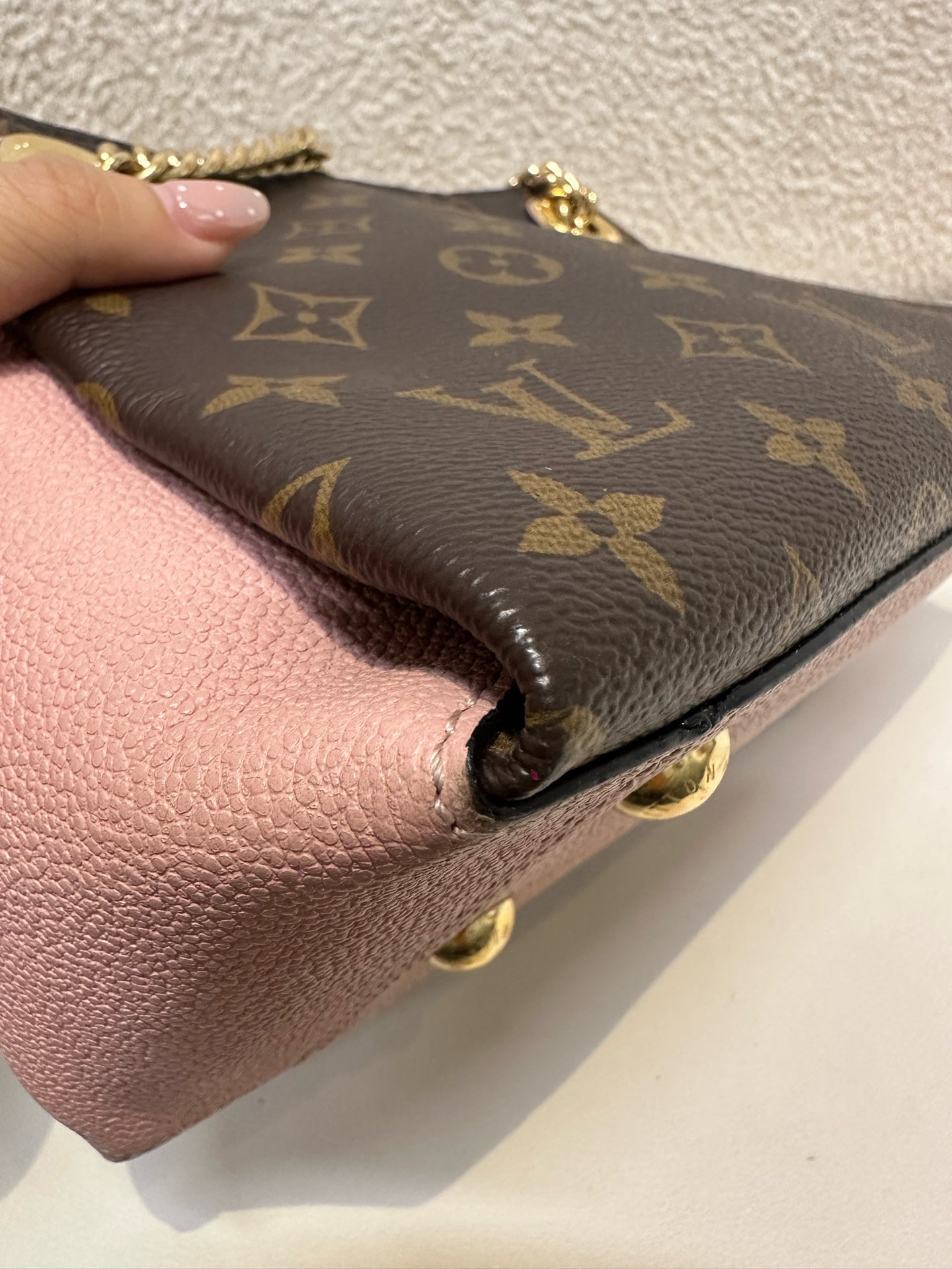 Louis Vuitton - Other - Leather - Multicolour - (small)