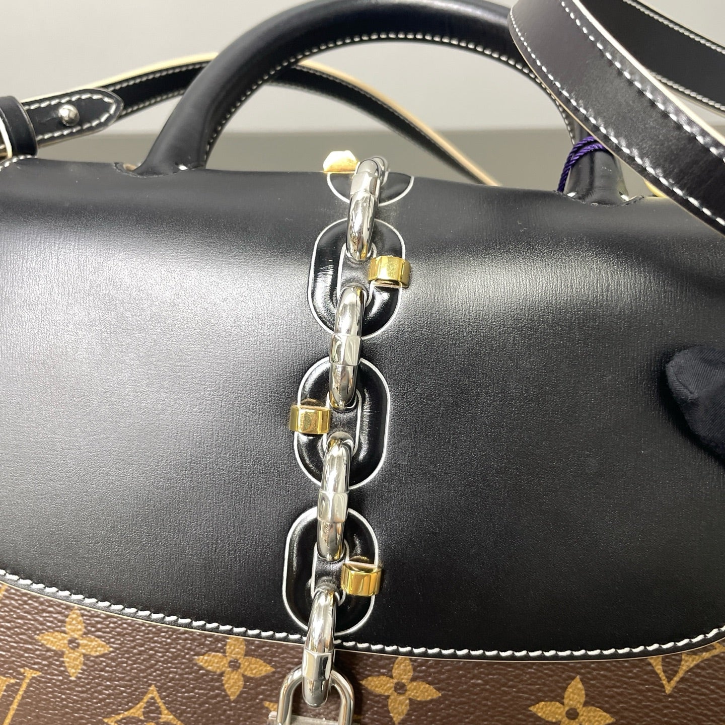 Louis Vuitton - Other - Leather - Multicolour - (Small)