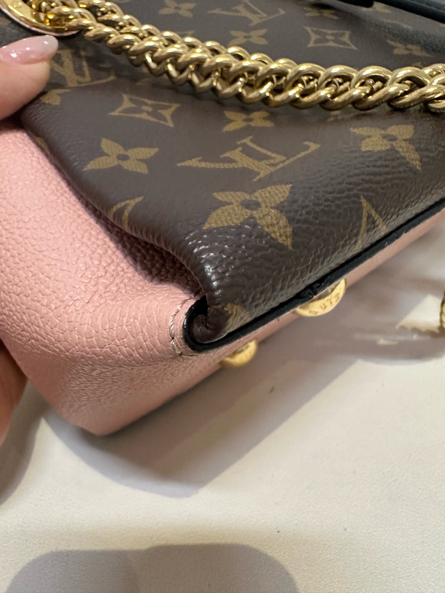 Louis Vuitton - Other - Leather - Multicolour - (small)