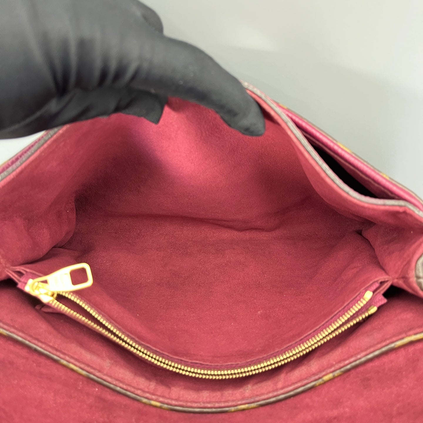 Louis Vuitton - Other - Leather - Multicolour - (small)