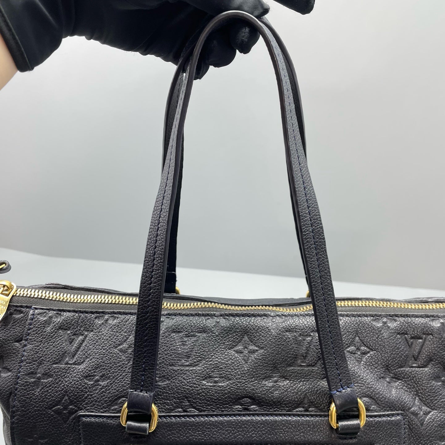 Louis Vuitton - Other - Leather - Navy - (Large)