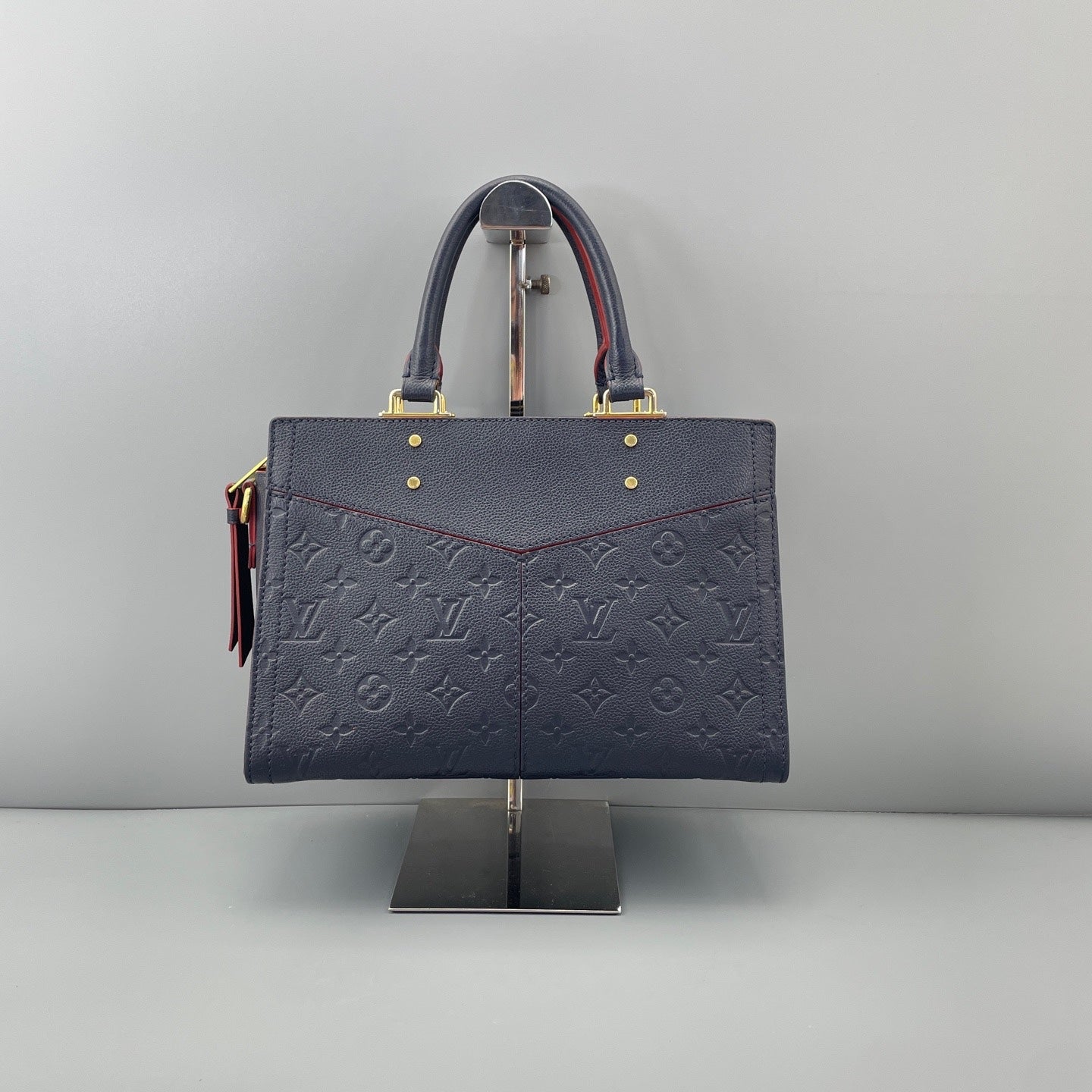 Louis Vuitton - Other - Leather - Navy - (medium)