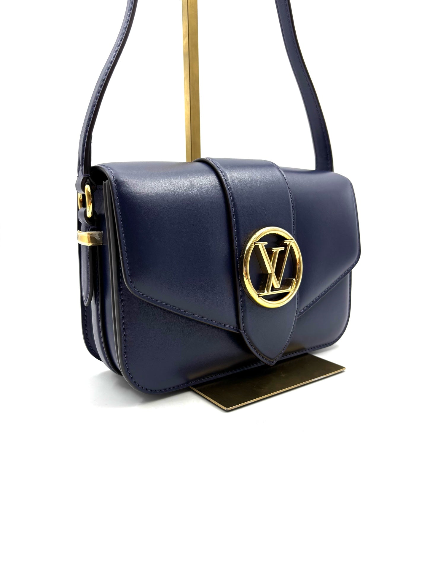 Louis Vuitton - Other - Leather - Navy - (medium)