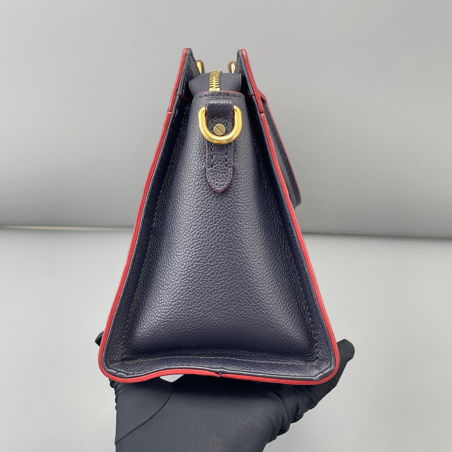 Louis Vuitton - Other - Leather - Navy - (medium)