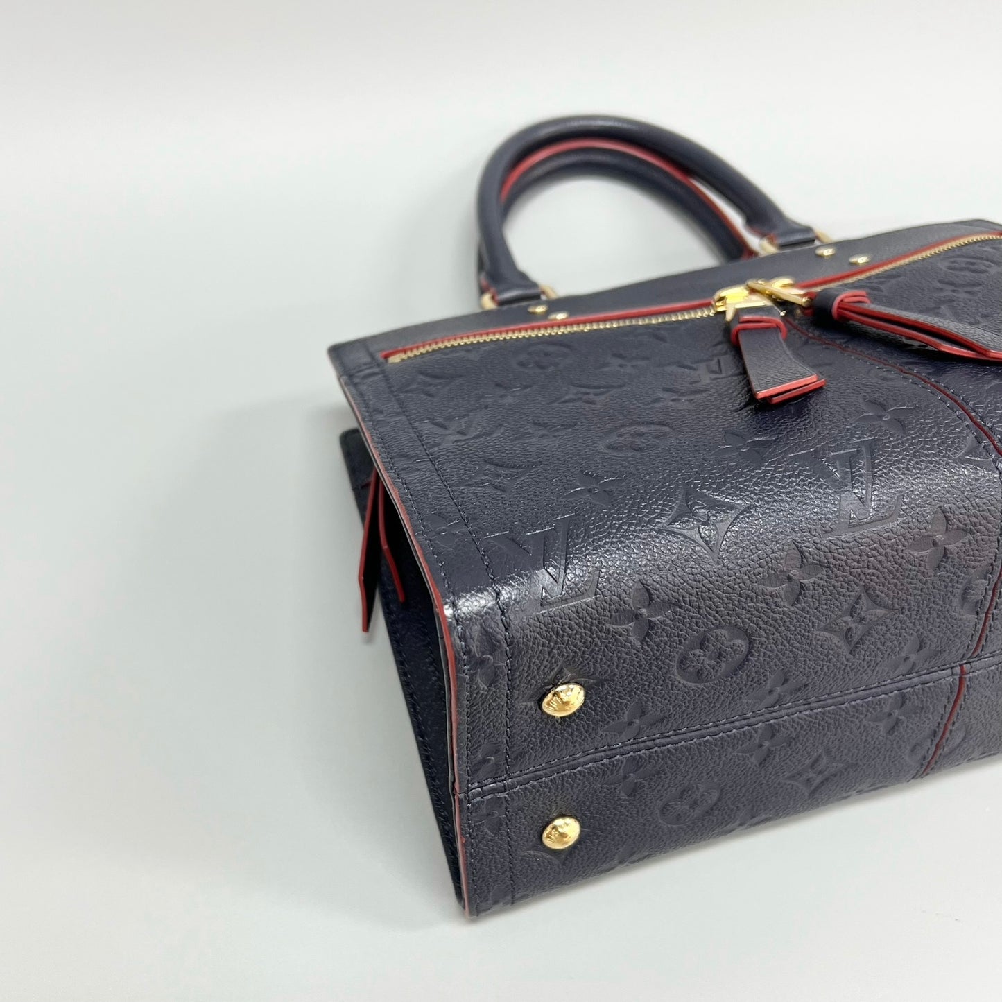 Louis Vuitton - Other - Leather - Navy - (medium)