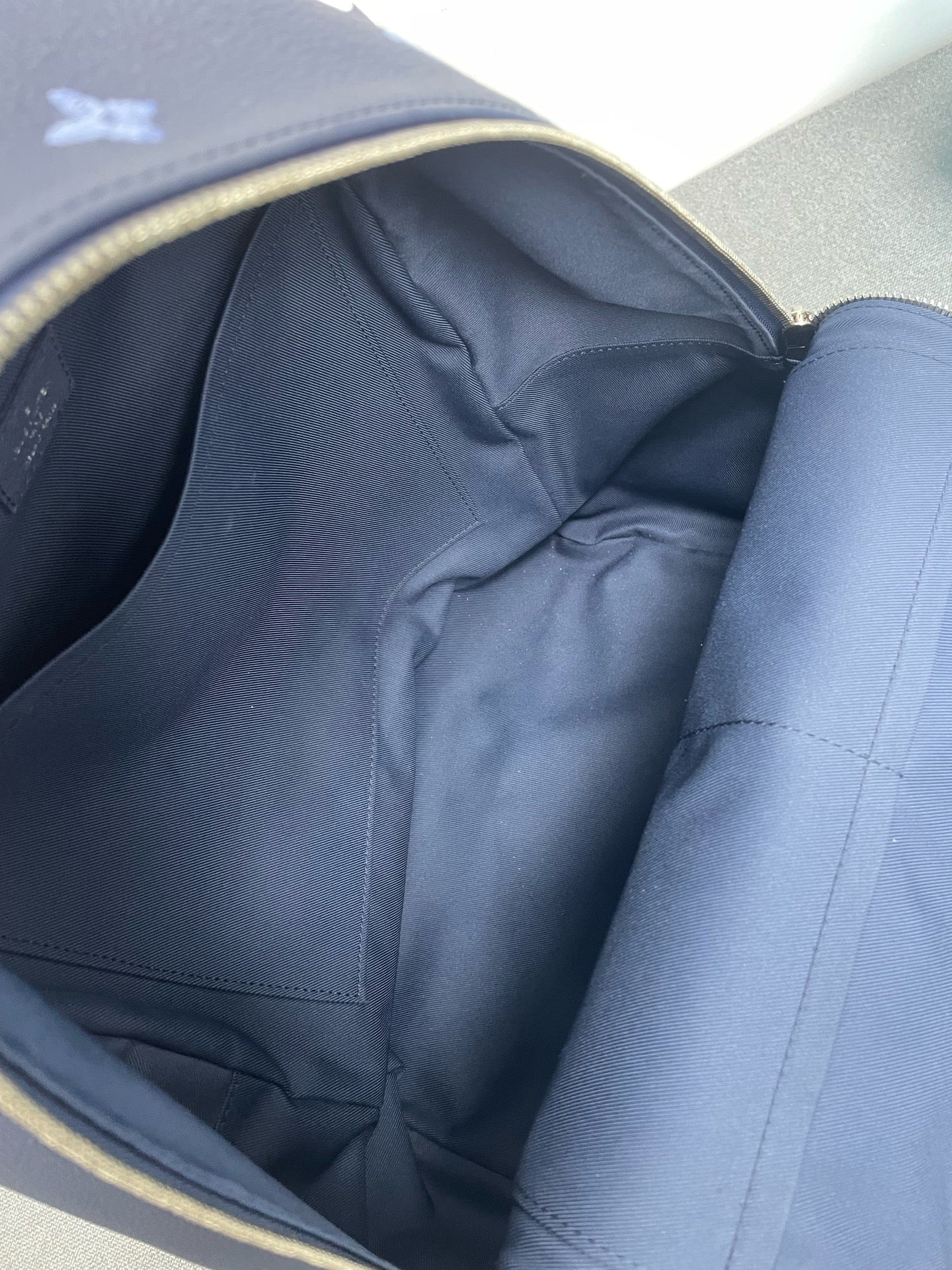 Louis Vuitton - Other - Leather - Navy - (medium)
