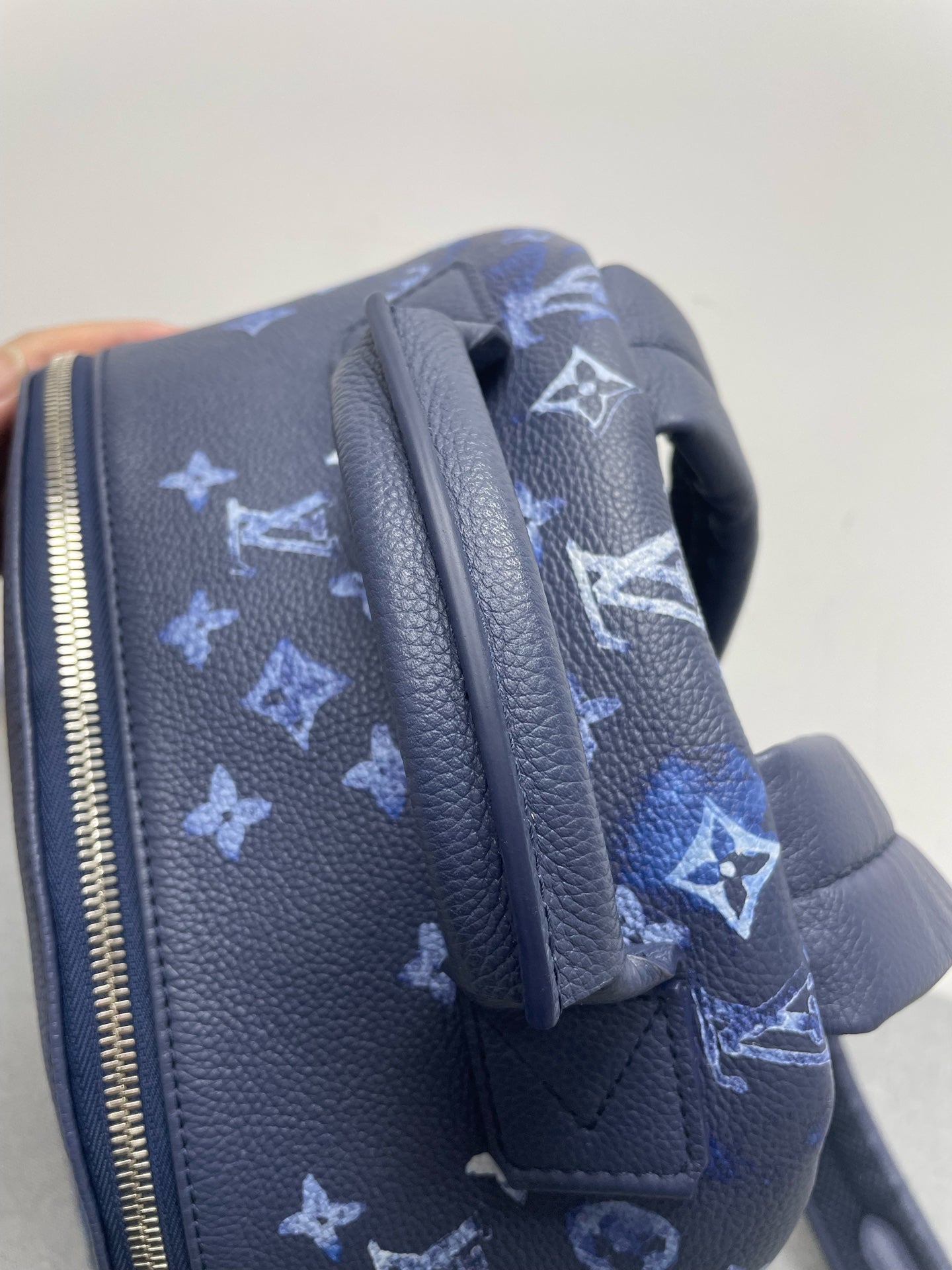Louis Vuitton - Other - Leather - Navy - (medium)