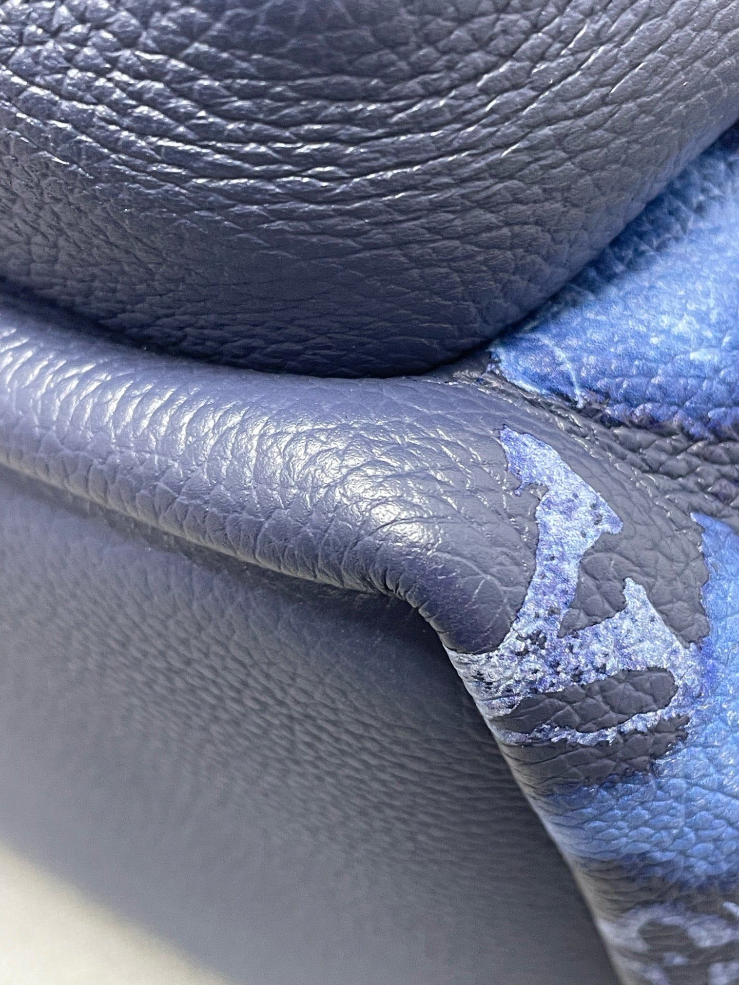 Louis Vuitton - Other - Leather - Navy - (medium)