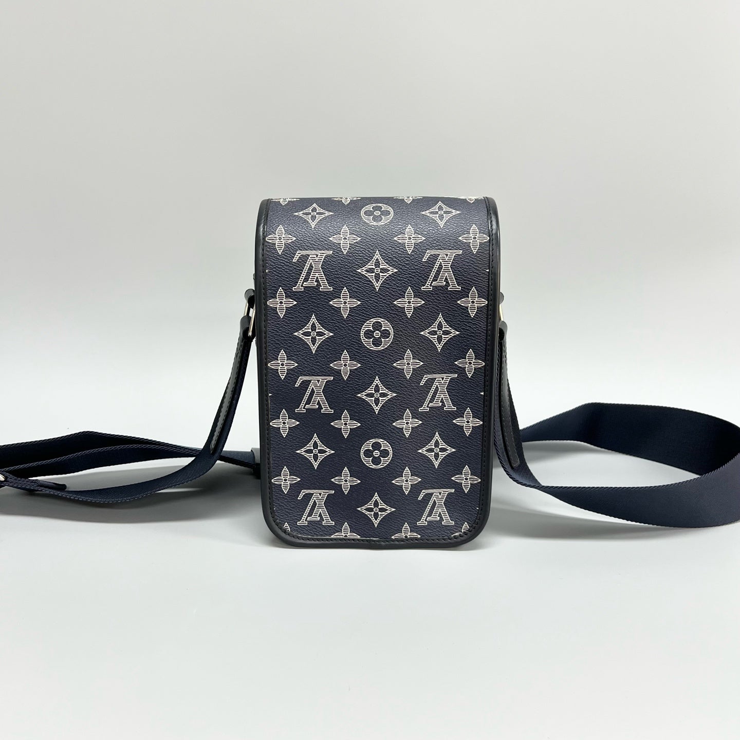 Louis Vuitton - Other - Leather - Navy - (mini)