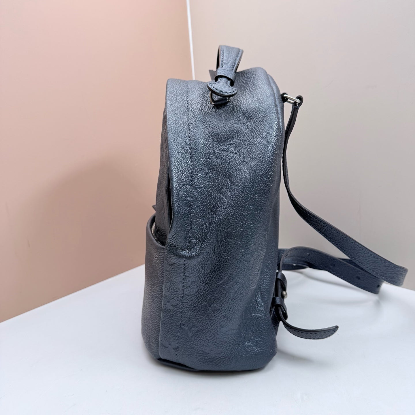 Louis Vuitton - Other - Leather - Navy - (small)