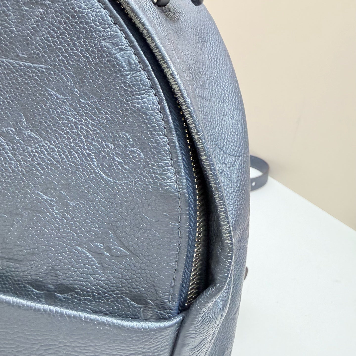 Louis Vuitton - Other - Leather - Navy - (small)