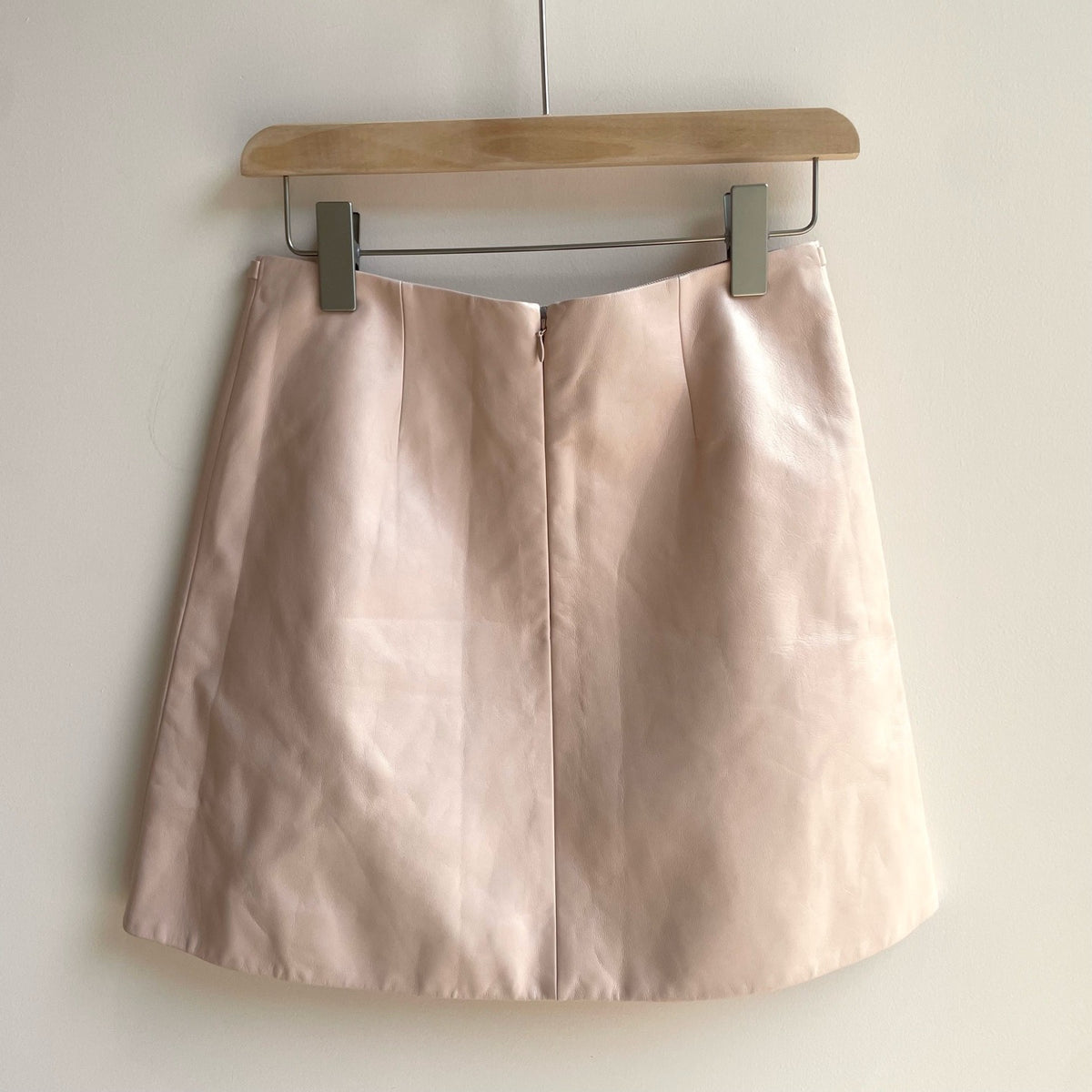 Louis Vuitton - Other - Leather - Pink - (36)