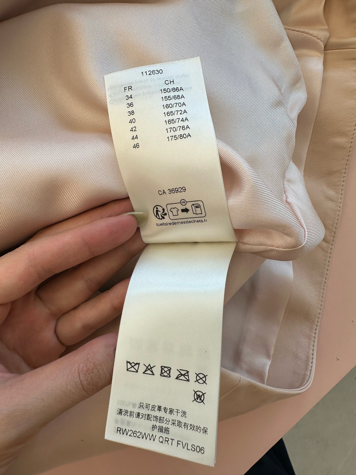 Louis Vuitton - Other - Leather - Pink - (36)