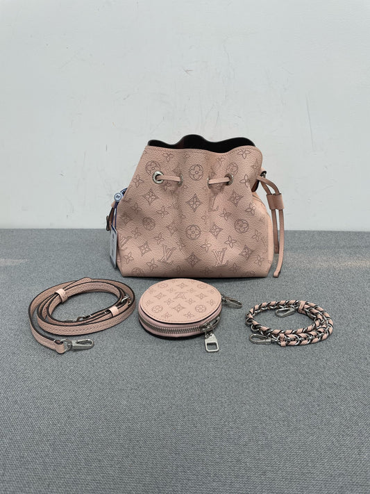 Louis Vuitton - Other - Leather - Pink - (medium)