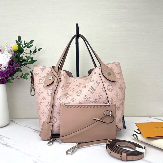 Louis Vuitton - Other - Leather - Pink - (medium)