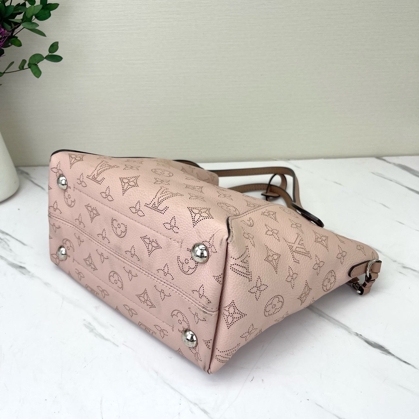 Louis Vuitton - Other - Leather - Pink - (medium)